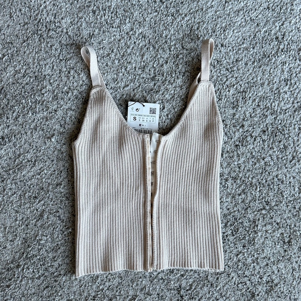NWT Zara Front Clasp Sweater Tank - Cream - Size xs